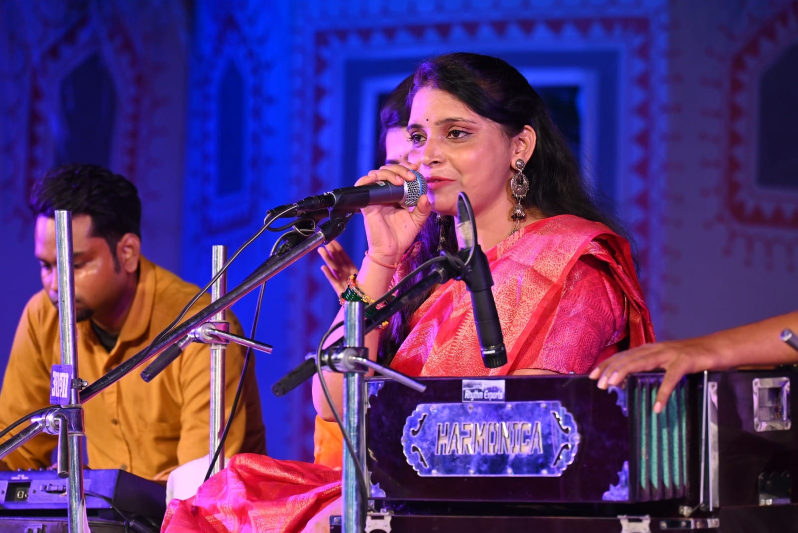 (NCZCC) के मुक्ताकाशी मंच पर बही काव्य की रसधारा