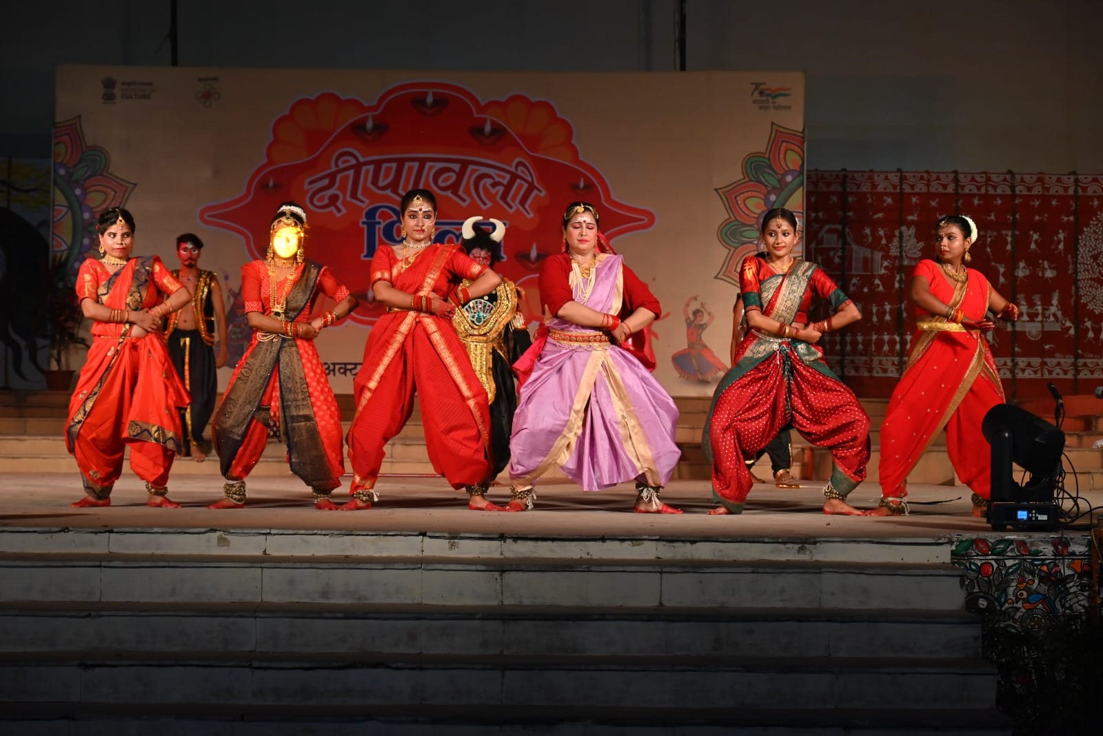 दीपावली शिल्प मेले की छठी सांस्कृतिक संध्या