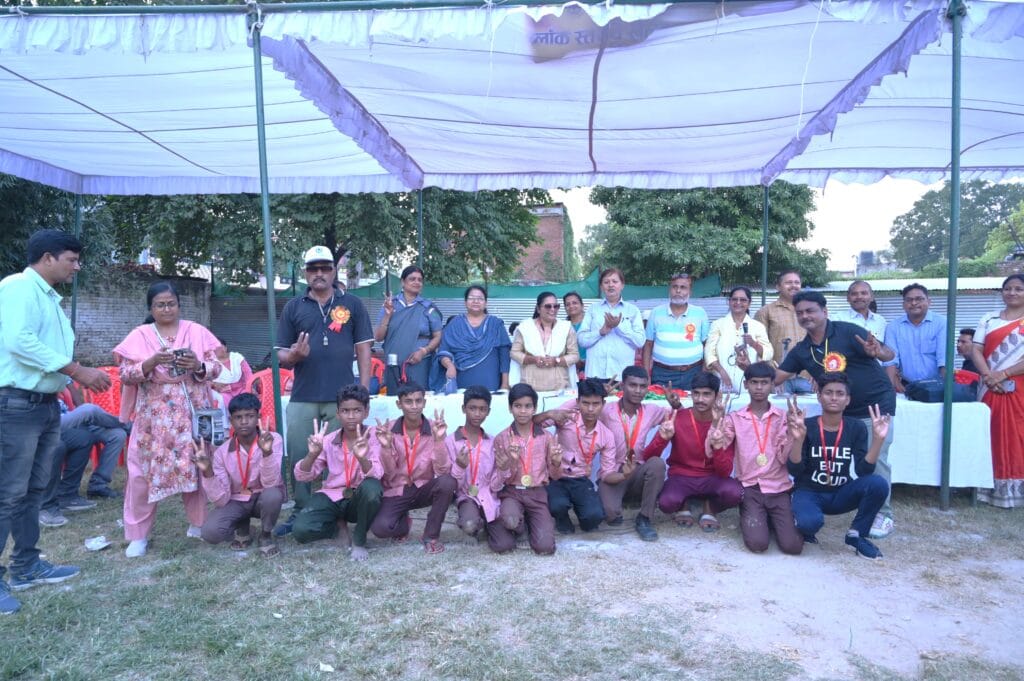 दौलत हुसैन इंटर कॉलेज में संपन्न हुई ब्लॉक बाल क्रीड़ा प्रतियोगिता