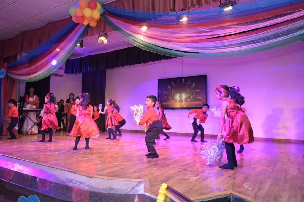 प्रयागराज के प्रेप छात्रों का वार्षिकोत्सव 2024 में धमाल रंगारंग प्रस्तुतियों ने मुख्य अतिथियों की किया मंत्रमुग्ध