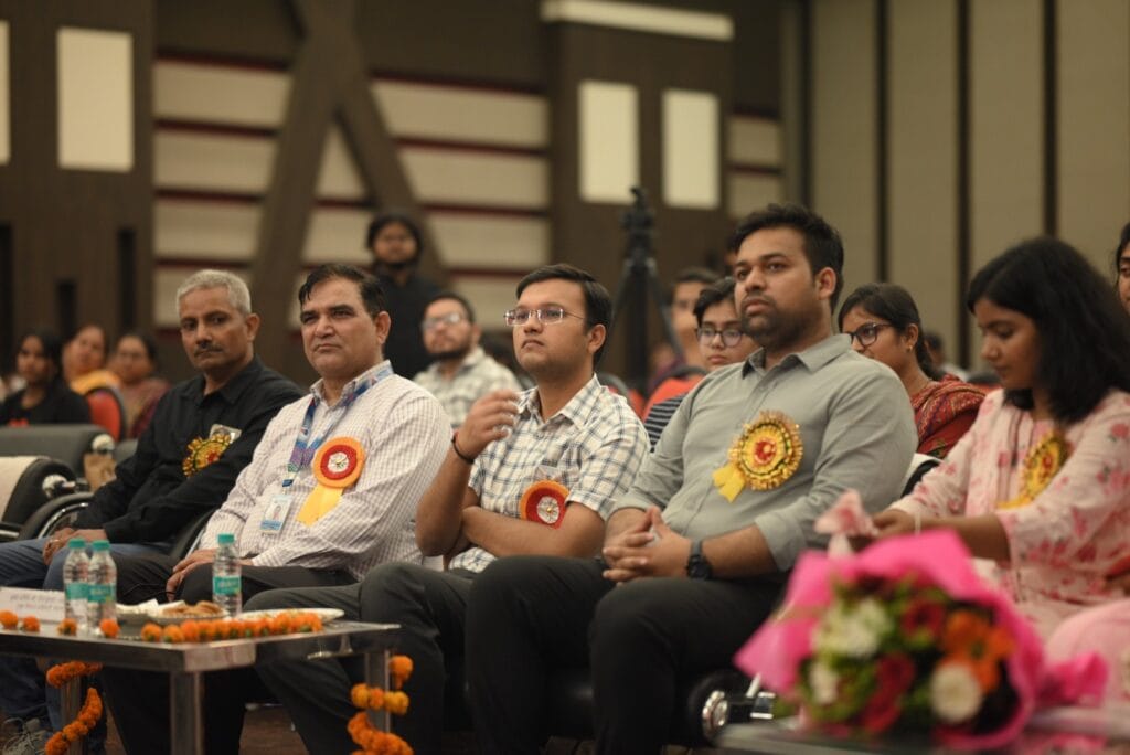 Yuva Utsav 2024: में उपस्थित अतिथिगण 