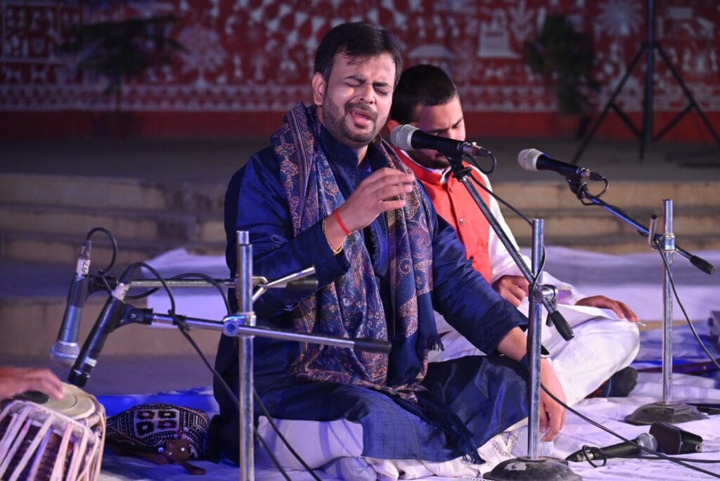 राष्ट्रीय शिल्प मेला 2024: समृद्ध सांस्कृतिक विरासत का रंगारंग उत्सव