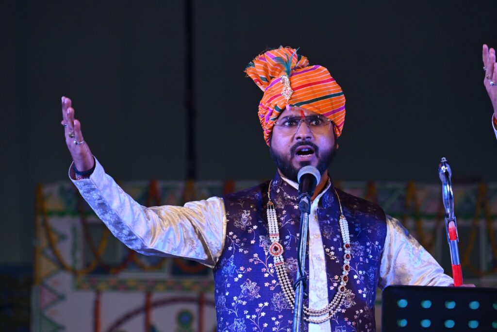 उत्तर मध्य क्षेत्र सांस्कृतिक केंद्र में लोकगीतों की प्रस्तुति