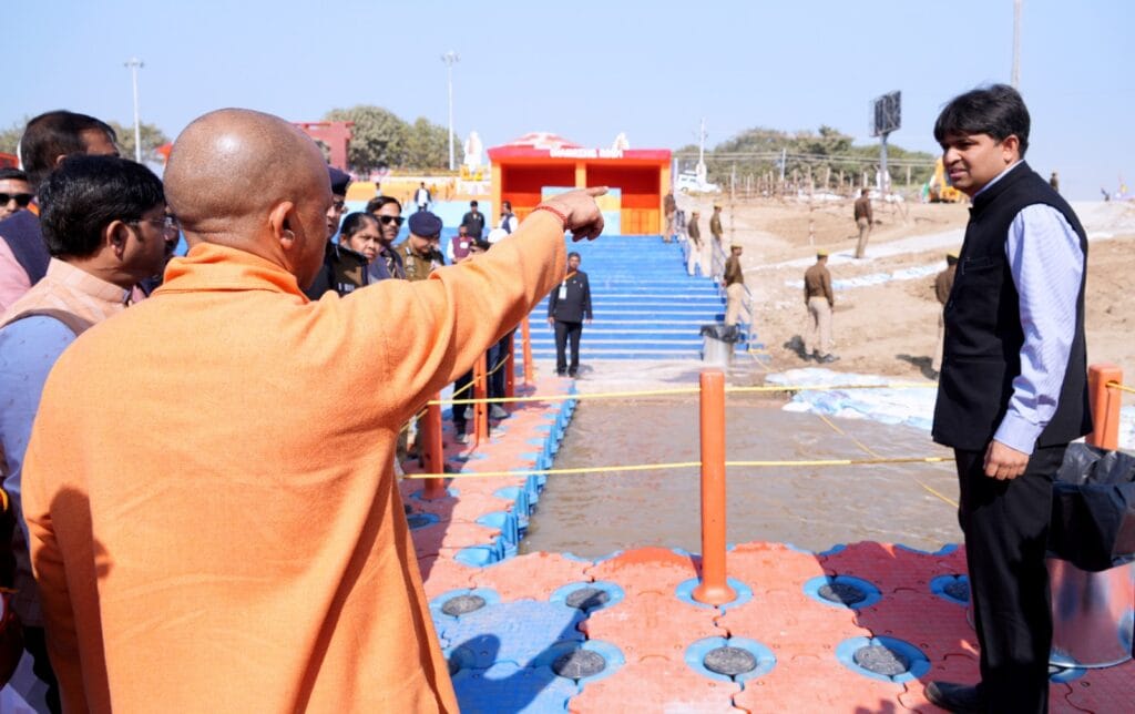 पीएम मोदी के आगमन से पहले महाकुंभ 2025 तैयारियों पर सीएम योगी की पैनी नजर