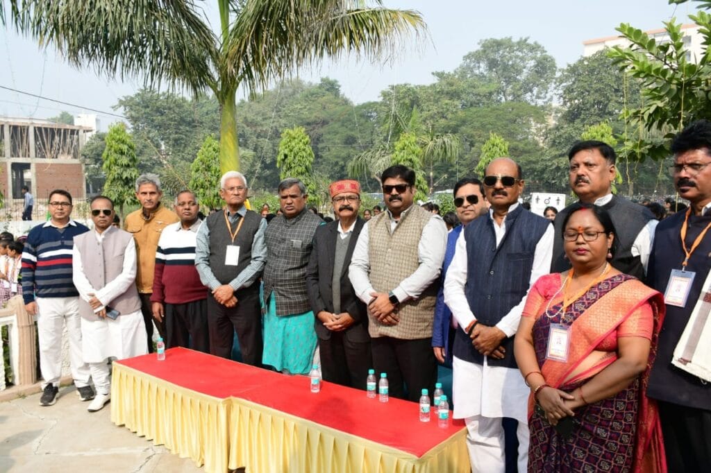 मुंशी काली प्रसाद कुलभास्कर की शोभायात्रा