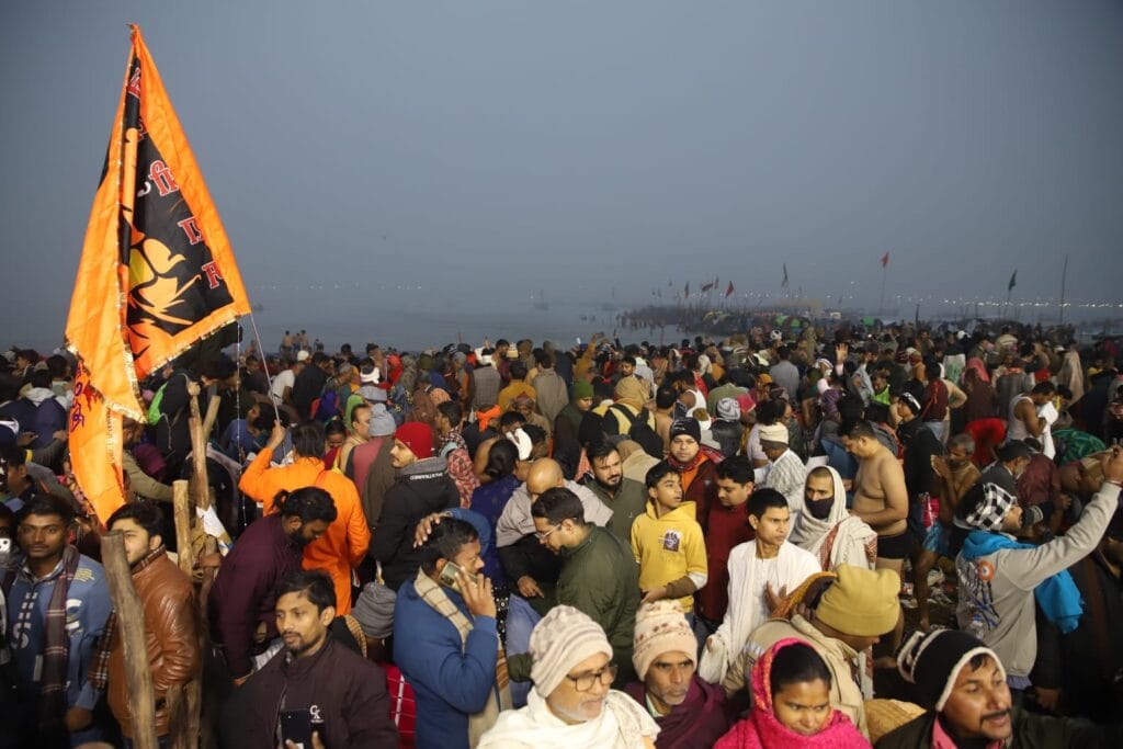 एकता का महाकुम्भ 2025 पौष पूर्णिमा पर आस्था और श्रद्धा का संगम