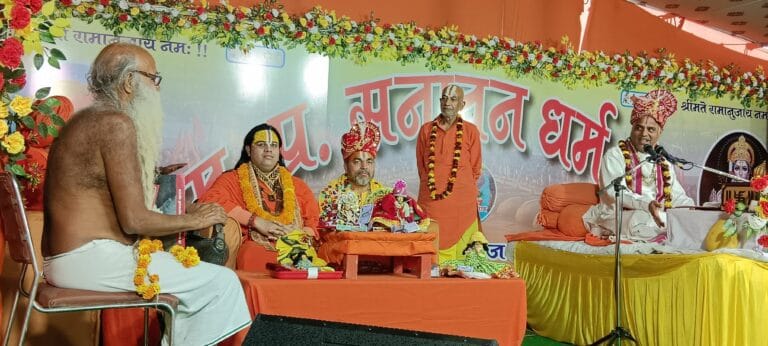 डॉ कौशलेंद्र प्रपन्नाचार्य के शिविर में श्रीमद भागवत कथा संपन्न महाकुंभ नगर 2025