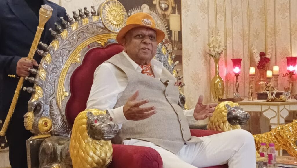 राजऋषि ने महाकुंभ 2025 में दिया अद्वैत का सार्वभौमिक संदेश