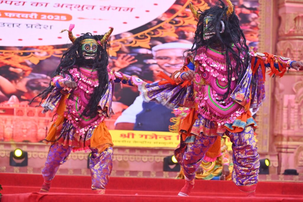 कलाग्राम में दर्शकों को मुग्ध करती बहुरंगी प्रस्तुतियां