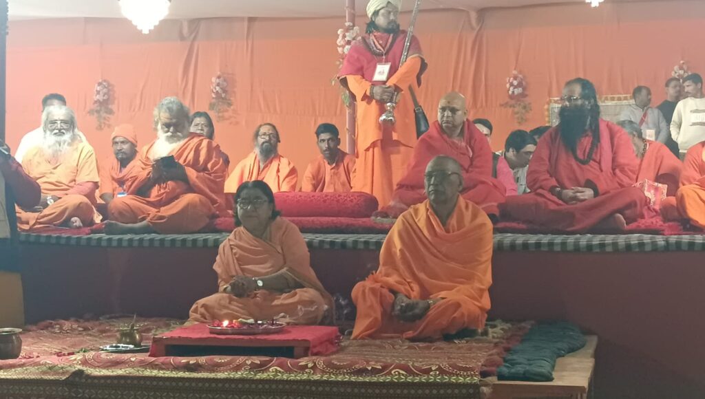 निरंजनी अखाड़े में दो नए महामंडलेश्वर स्वामी प्रज्ञा नन्द गिरी और रामकृष्णानन्द गिरी