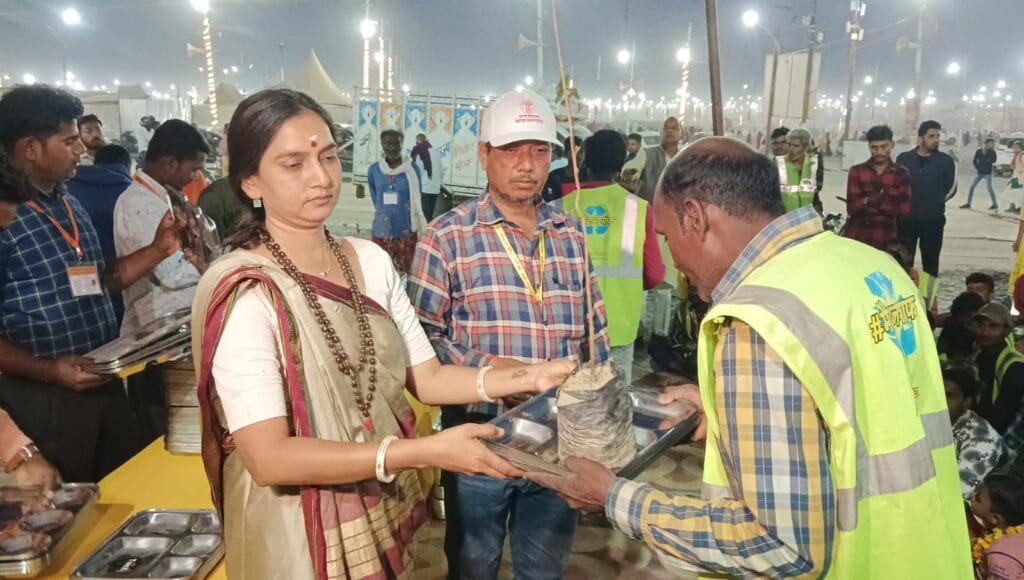 वॉटर वूमन शिप्रा द्वारा कहे गए शब्द सुनकर भावुक हुए सफाई कर्मी