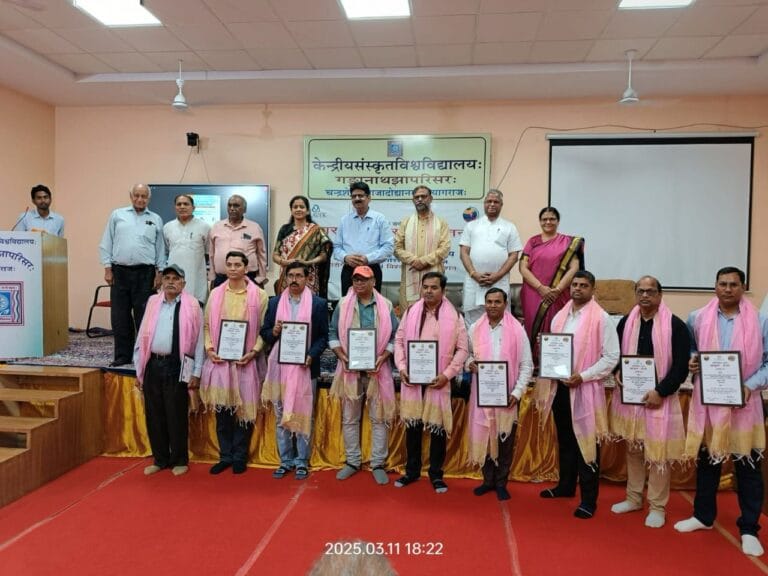 आहार, अध्यात्म और आसन: सम्पूर्ण स्वास्थ्य का आधार