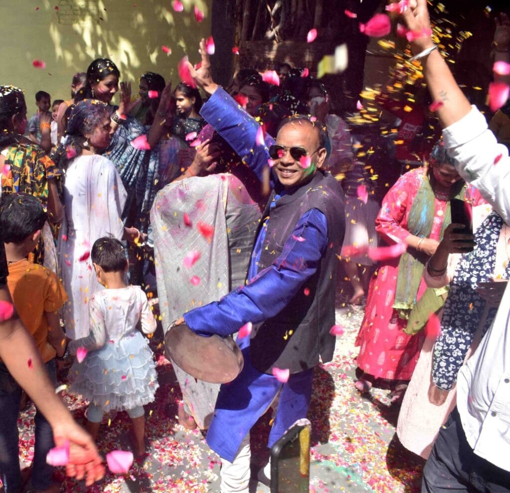 होली सामाजिक समरसता का पर्व – पवन श्रीवास्तव